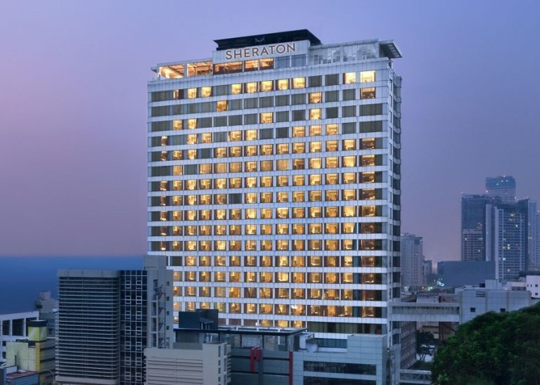 Sheraton Colombo Hotel - 100m